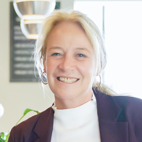 Monique van Reijen